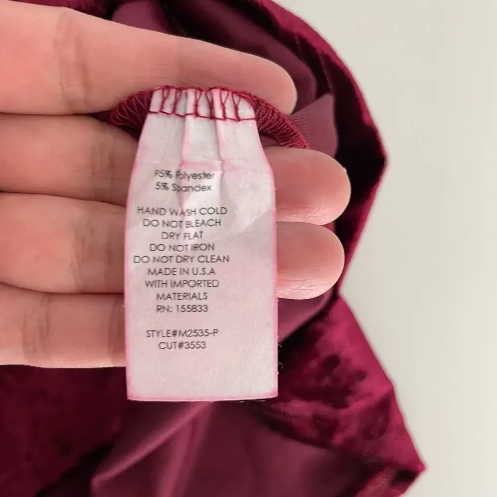 Forever 21 Red Velvet Ruched Skirt Size 3X